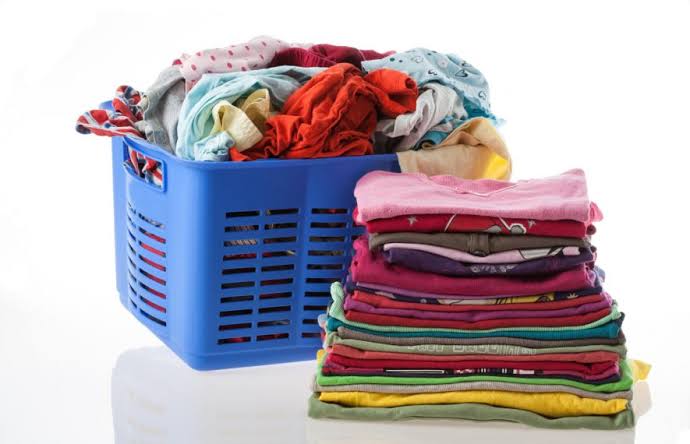 Wash and fold laundry service in New Delhi